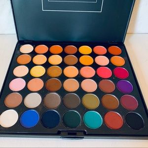 BH Cosmetics Eyeshadow Palette